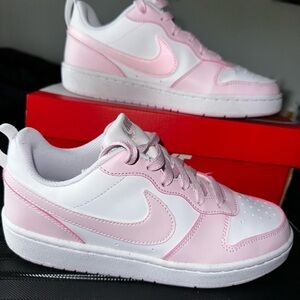 Nike Women's Shoes in Pink and White